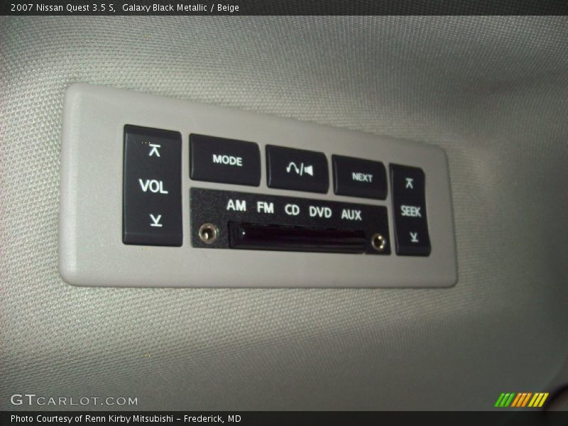 Galaxy Black Metallic / Beige 2007 Nissan Quest 3.5 S