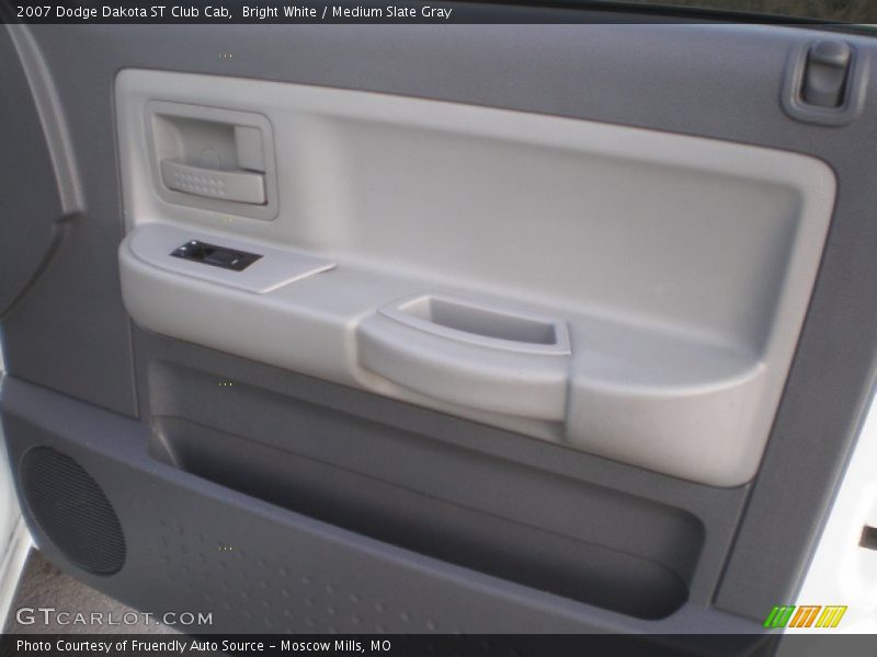 Bright White / Medium Slate Gray 2007 Dodge Dakota ST Club Cab