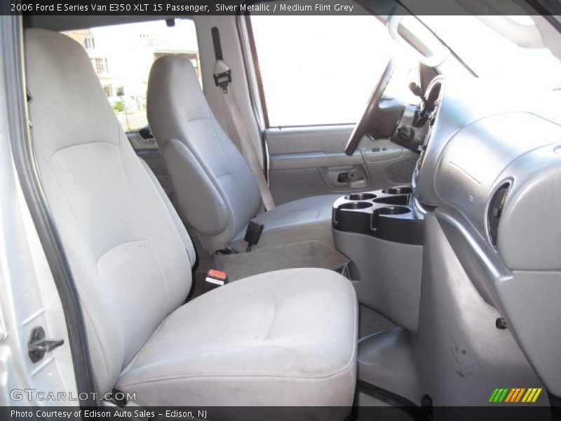 Silver Metallic / Medium Flint Grey 2006 Ford E Series Van E350 XLT 15 Passenger