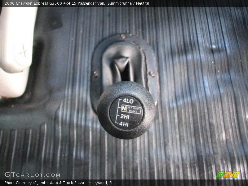 Summit White / Neutral 2000 Chevrolet Express G3500 4x4 15 Passenger Van