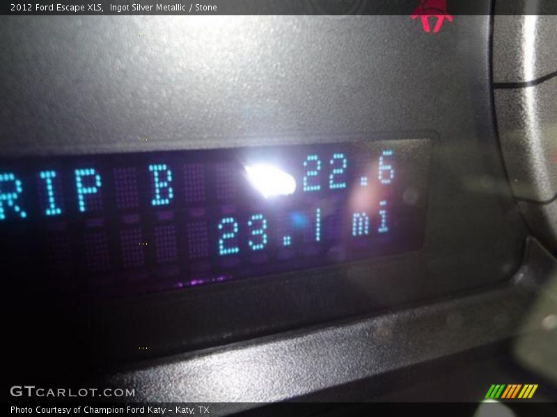Ingot Silver Metallic / Stone 2012 Ford Escape XLS