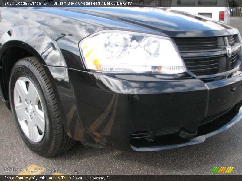 Brilliant Black Crystal Pearl / Dark Slate Gray 2010 Dodge Avenger SXT