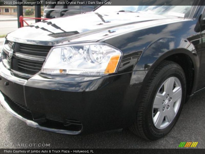 Brilliant Black Crystal Pearl / Dark Slate Gray 2010 Dodge Avenger SXT