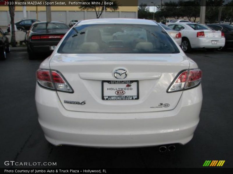 Performance White / Beige 2010 Mazda MAZDA6 i Sport Sedan