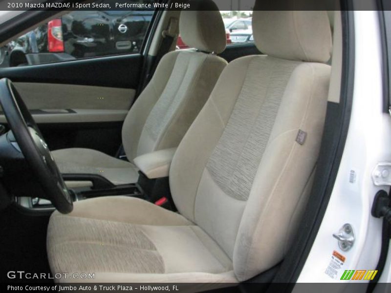Performance White / Beige 2010 Mazda MAZDA6 i Sport Sedan