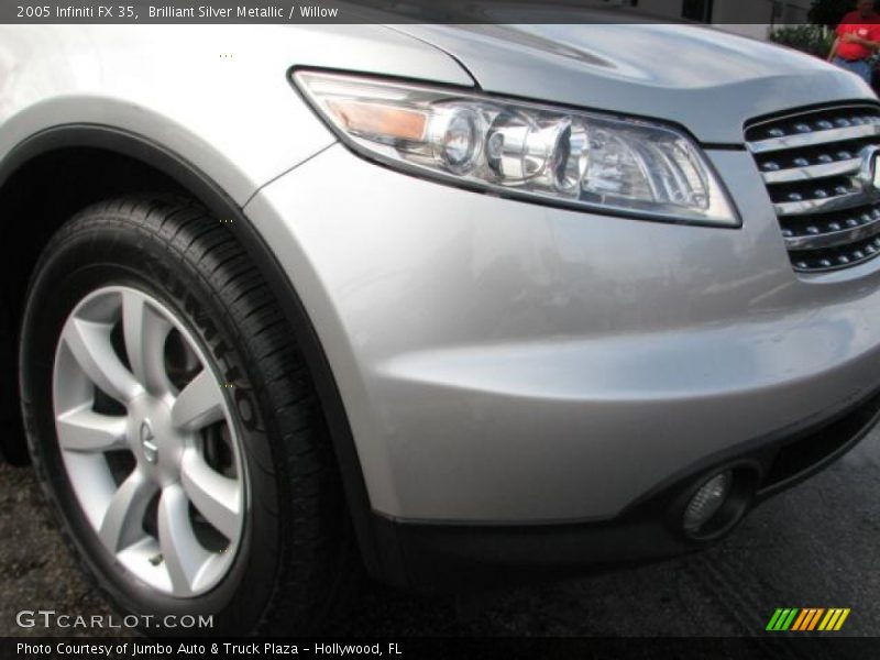 Brilliant Silver Metallic / Willow 2005 Infiniti FX 35
