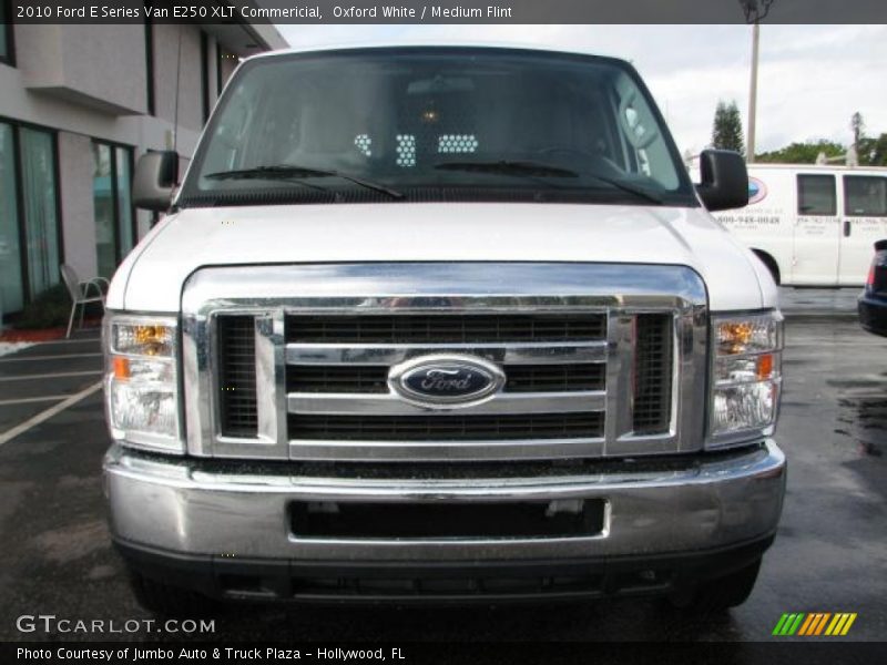 Oxford White / Medium Flint 2010 Ford E Series Van E250 XLT Commericial