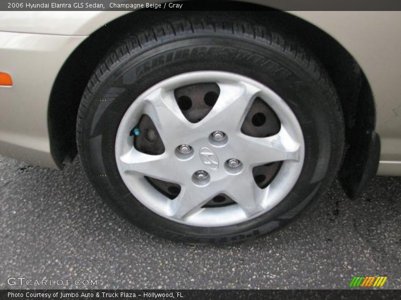 Champagne Beige / Gray 2006 Hyundai Elantra GLS Sedan