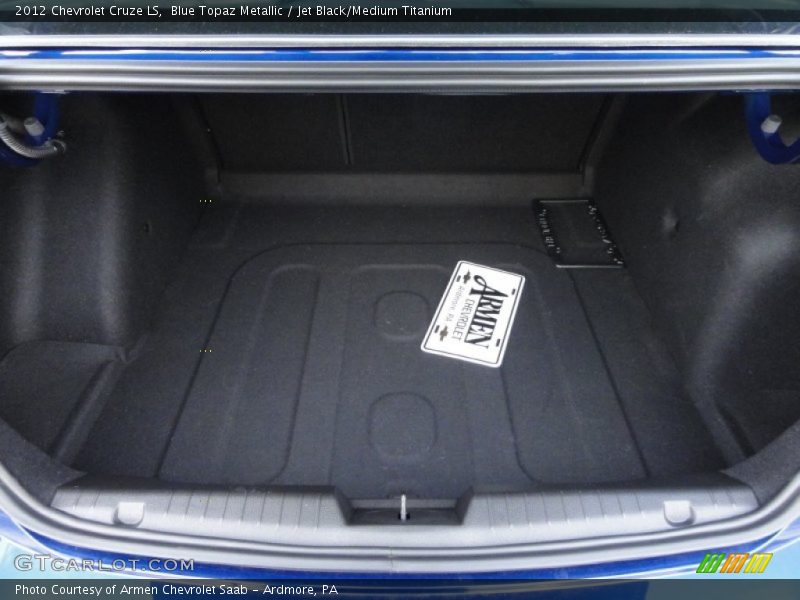 Blue Topaz Metallic / Jet Black/Medium Titanium 2012 Chevrolet Cruze LS