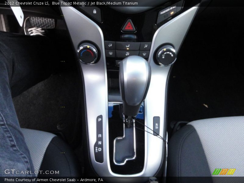Blue Topaz Metallic / Jet Black/Medium Titanium 2012 Chevrolet Cruze LS