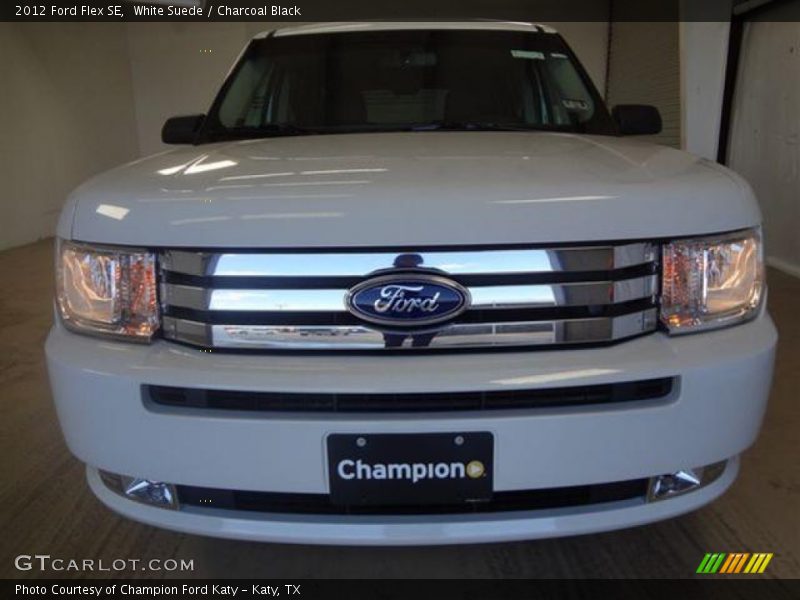 White Suede / Charcoal Black 2012 Ford Flex SE