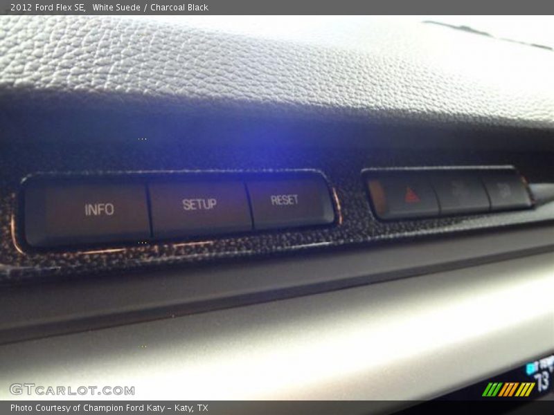 White Suede / Charcoal Black 2012 Ford Flex SE