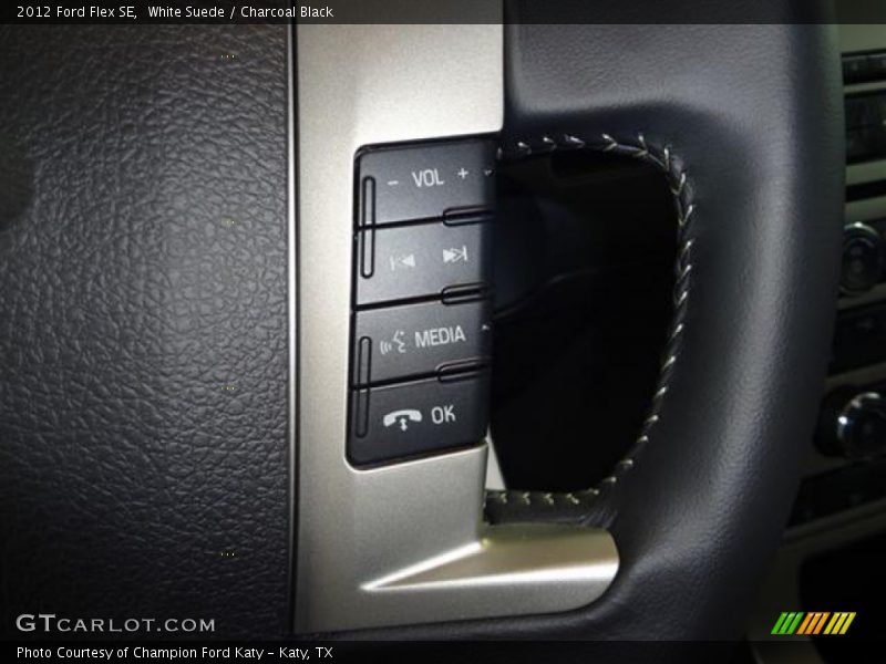 White Suede / Charcoal Black 2012 Ford Flex SE