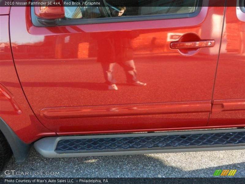 Red Brick / Graphite 2010 Nissan Pathfinder SE 4x4