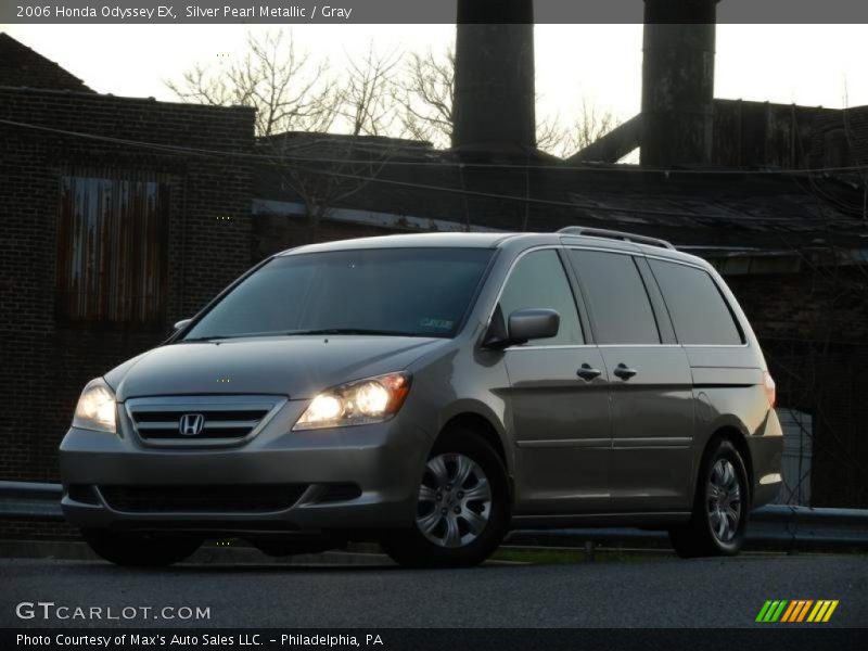 Silver Pearl Metallic / Gray 2006 Honda Odyssey EX