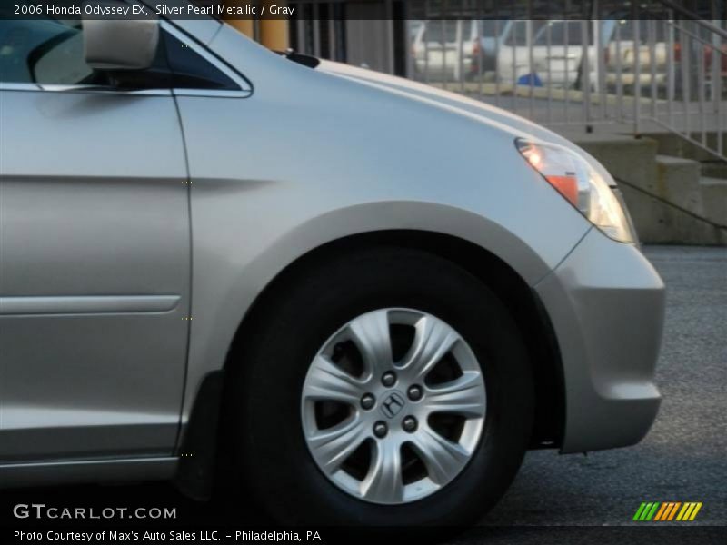 Silver Pearl Metallic / Gray 2006 Honda Odyssey EX