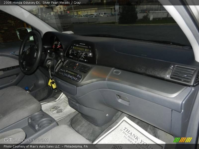 Silver Pearl Metallic / Gray 2006 Honda Odyssey EX