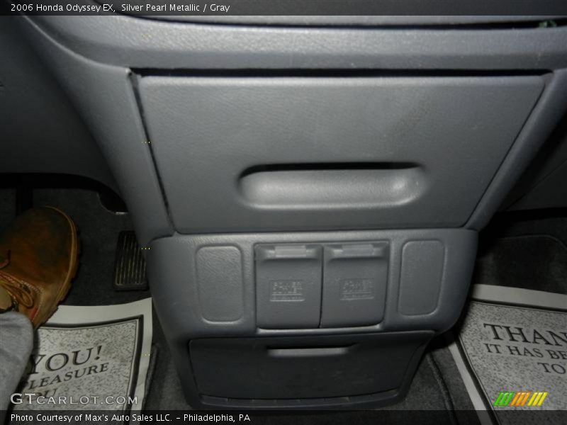 Silver Pearl Metallic / Gray 2006 Honda Odyssey EX