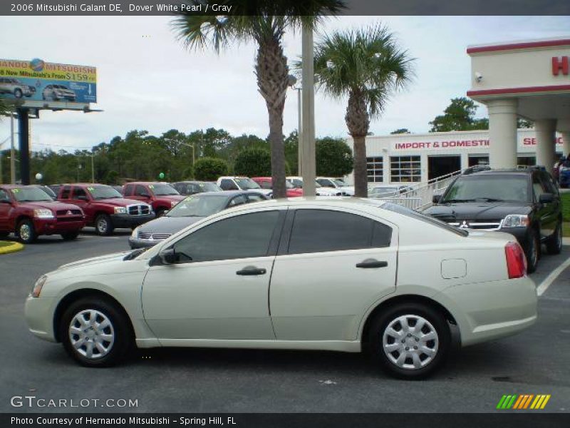 Dover White Pearl / Gray 2006 Mitsubishi Galant DE