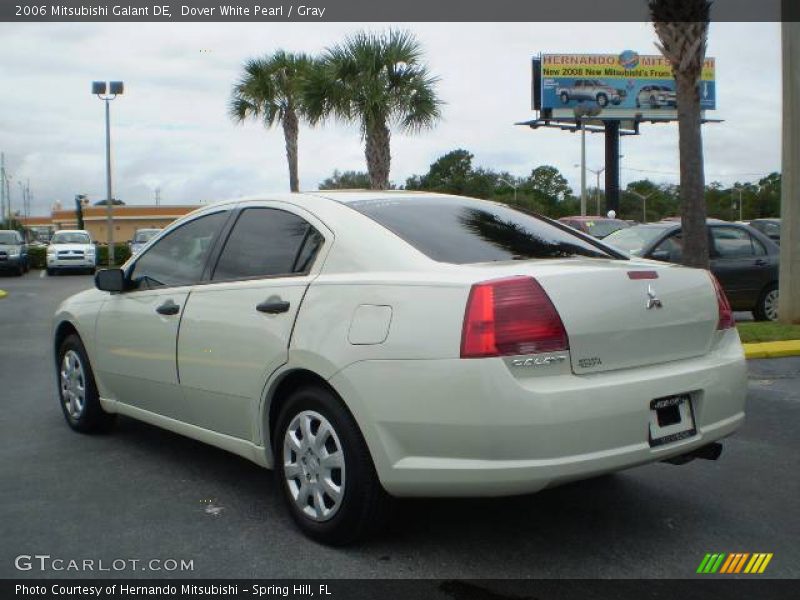 Dover White Pearl / Gray 2006 Mitsubishi Galant DE