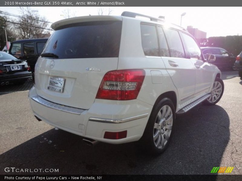 Arctic White / Almond/Black 2010 Mercedes-Benz GLK 350 4Matic