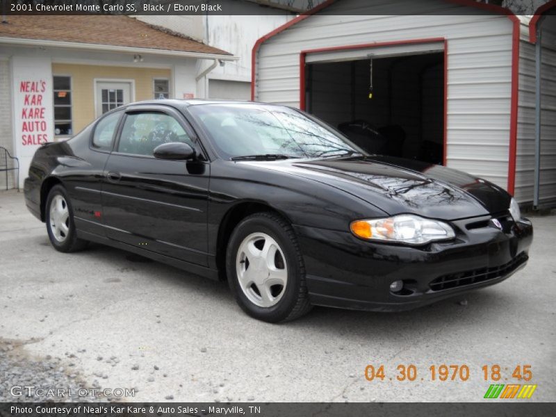 Front 3/4 View of 2001 Monte Carlo SS