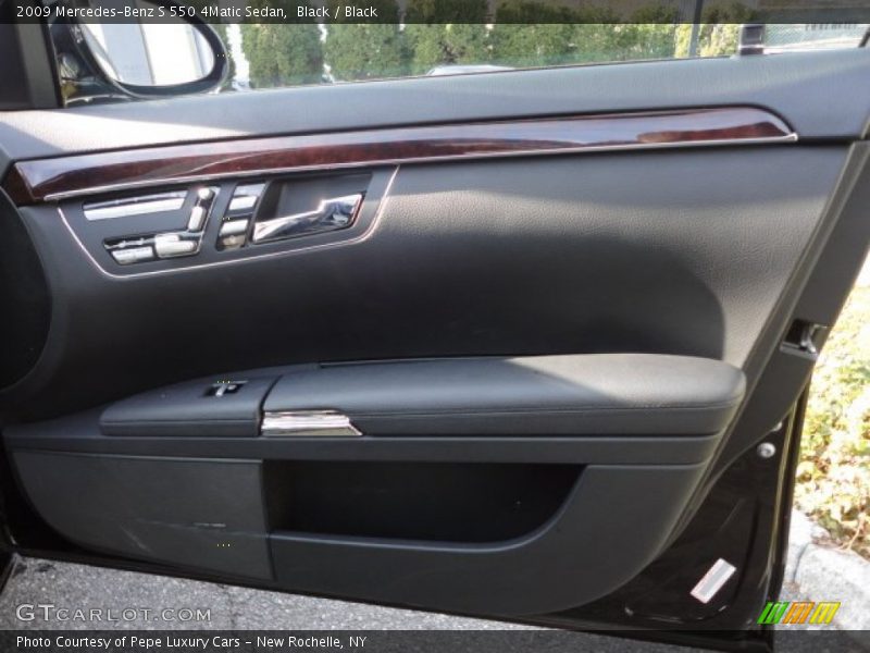 Black / Black 2009 Mercedes-Benz S 550 4Matic Sedan