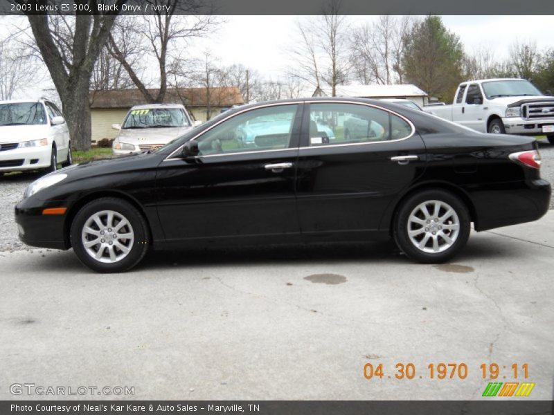 Black Onyx / Ivory 2003 Lexus ES 300