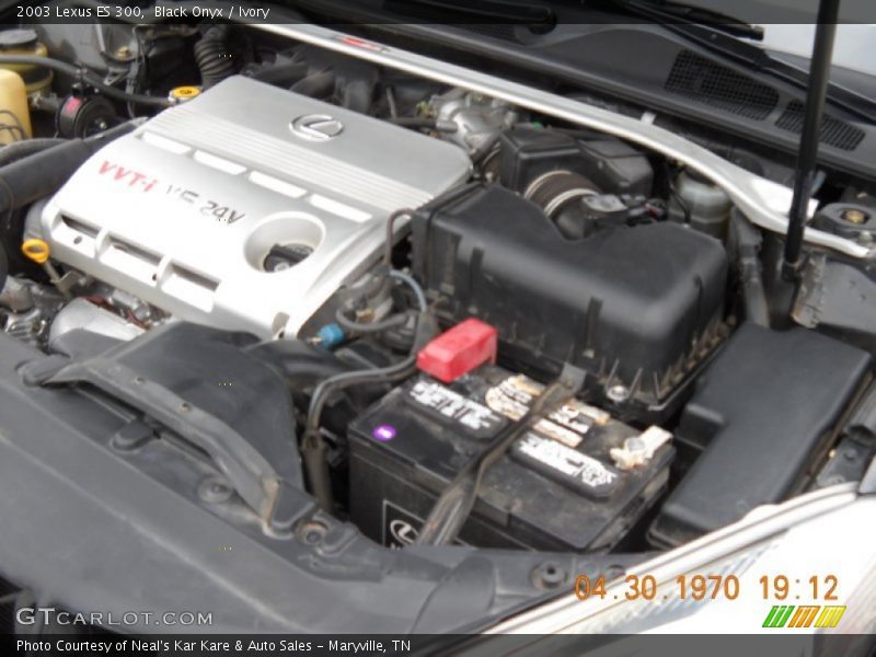 Black Onyx / Ivory 2003 Lexus ES 300
