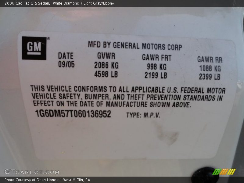 White Diamond / Light Gray/Ebony 2006 Cadillac CTS Sedan