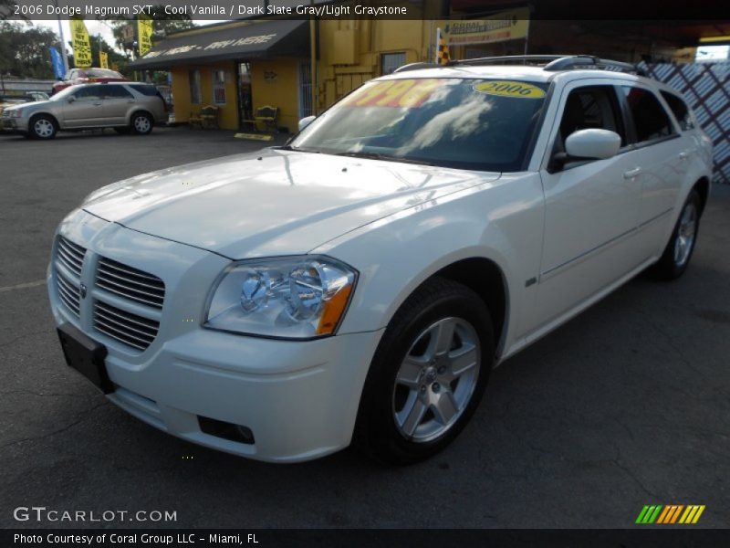 Cool Vanilla / Dark Slate Gray/Light Graystone 2006 Dodge Magnum SXT
