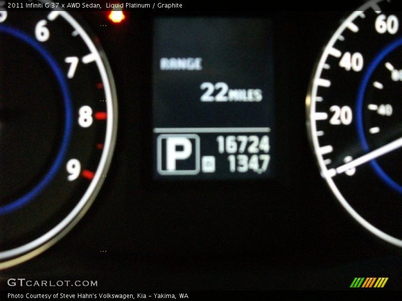 Liquid Platinum / Graphite 2011 Infiniti G 37 x AWD Sedan