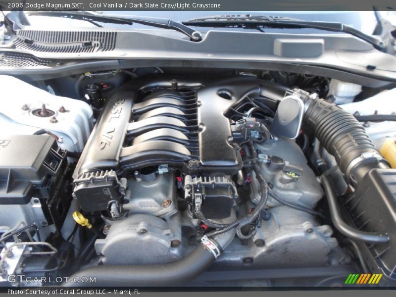 Cool Vanilla / Dark Slate Gray/Light Graystone 2006 Dodge Magnum SXT