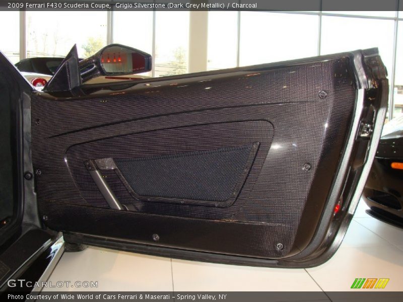 Door Panel of 2009 F430 Scuderia Coupe