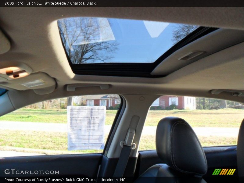 White Suede / Charcoal Black 2009 Ford Fusion SE