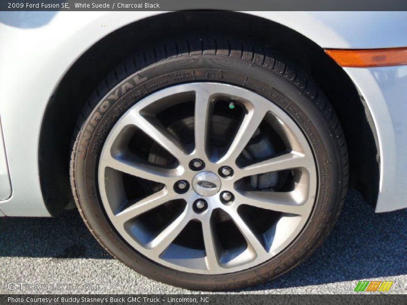 White Suede / Charcoal Black 2009 Ford Fusion SE