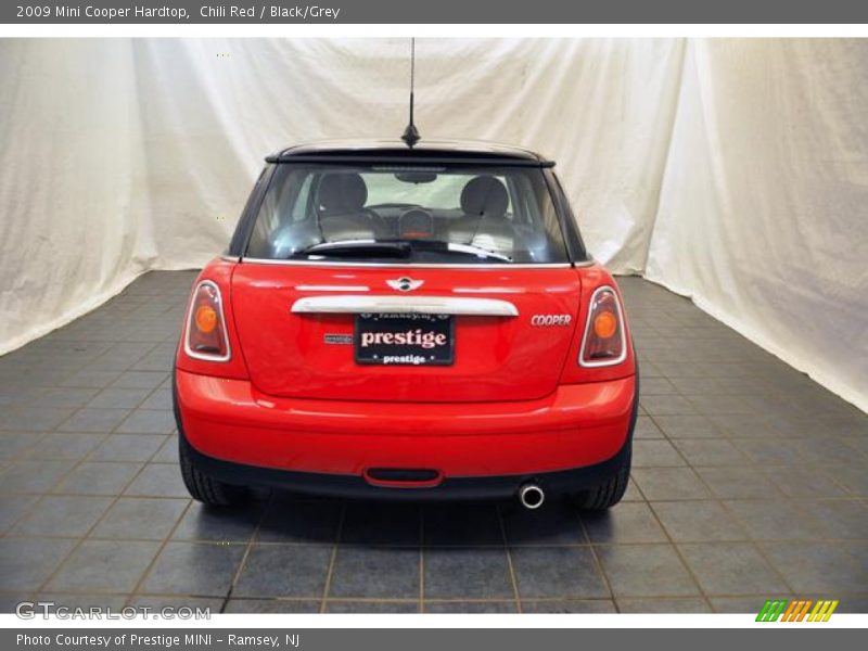 Chili Red / Black/Grey 2009 Mini Cooper Hardtop
