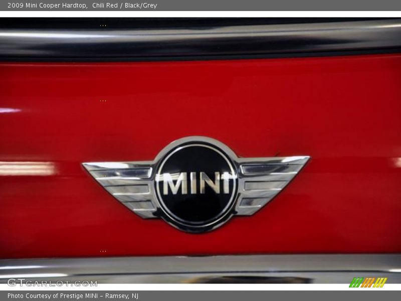 Chili Red / Black/Grey 2009 Mini Cooper Hardtop