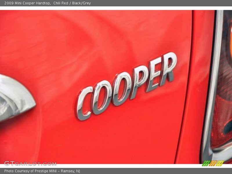 Chili Red / Black/Grey 2009 Mini Cooper Hardtop