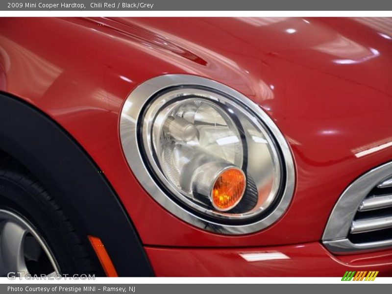 Chili Red / Black/Grey 2009 Mini Cooper Hardtop