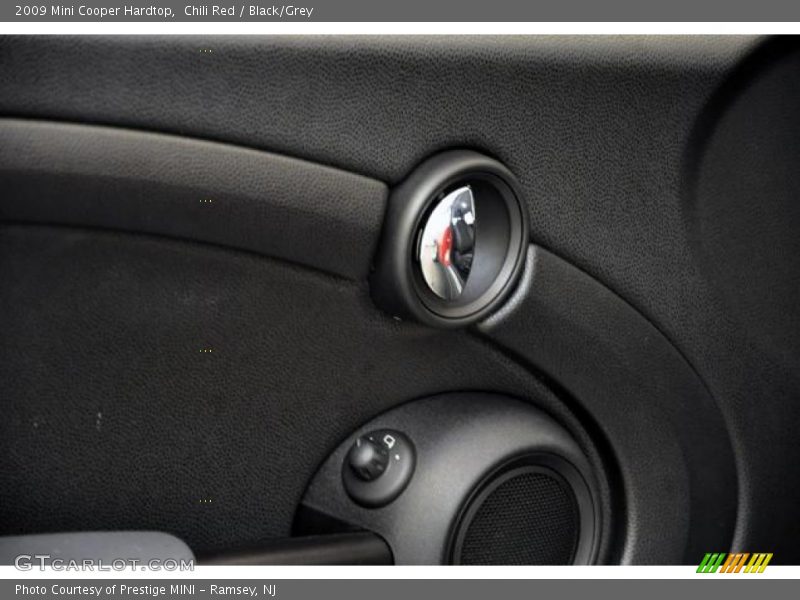 Chili Red / Black/Grey 2009 Mini Cooper Hardtop