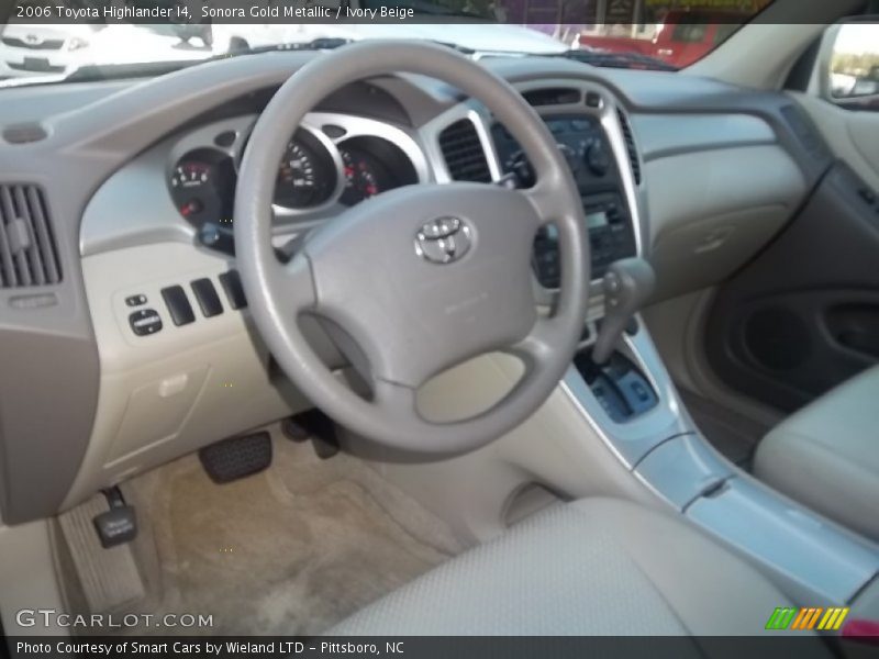 Sonora Gold Metallic / Ivory Beige 2006 Toyota Highlander I4