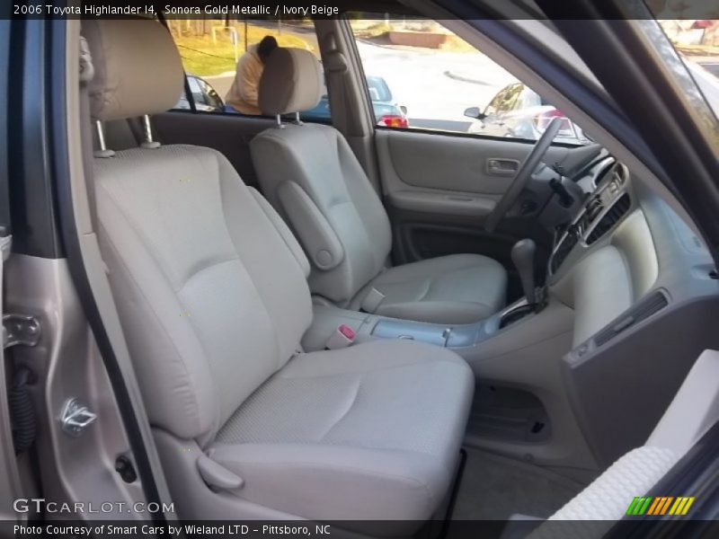 Sonora Gold Metallic / Ivory Beige 2006 Toyota Highlander I4