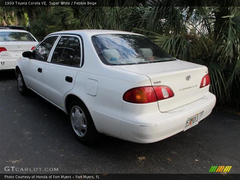 Super White / Pebble Beige 1999 Toyota Corolla VE