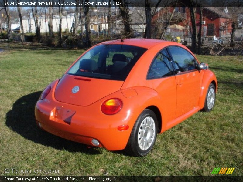 Sundown Orange / Black 2004 Volkswagen New Beetle GL Coupe