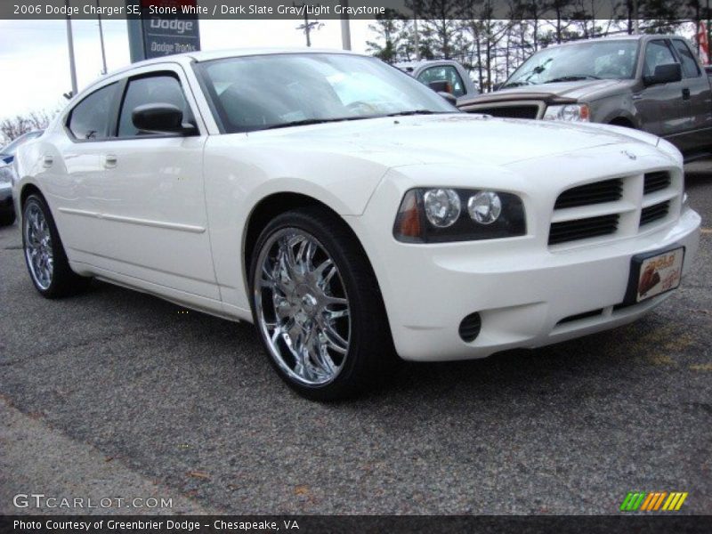 Stone White / Dark Slate Gray/Light Graystone 2006 Dodge Charger SE
