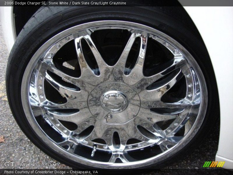Stone White / Dark Slate Gray/Light Graystone 2006 Dodge Charger SE