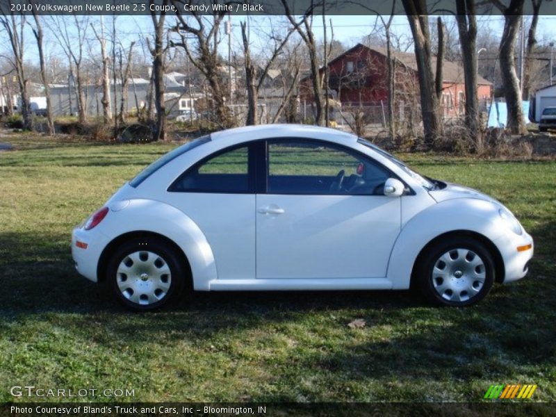 Candy White / Black 2010 Volkswagen New Beetle 2.5 Coupe