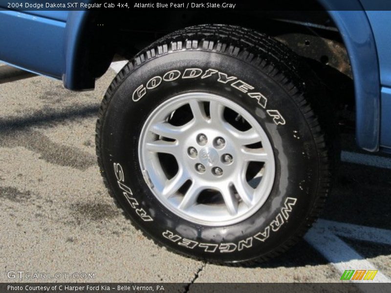  2004 Dakota SXT Regular Cab 4x4 Wheel
