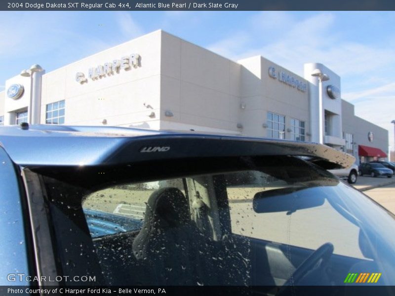 Atlantic Blue Pearl / Dark Slate Gray 2004 Dodge Dakota SXT Regular Cab 4x4